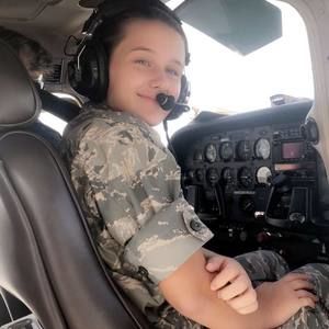 Meet your Posher, Cameron